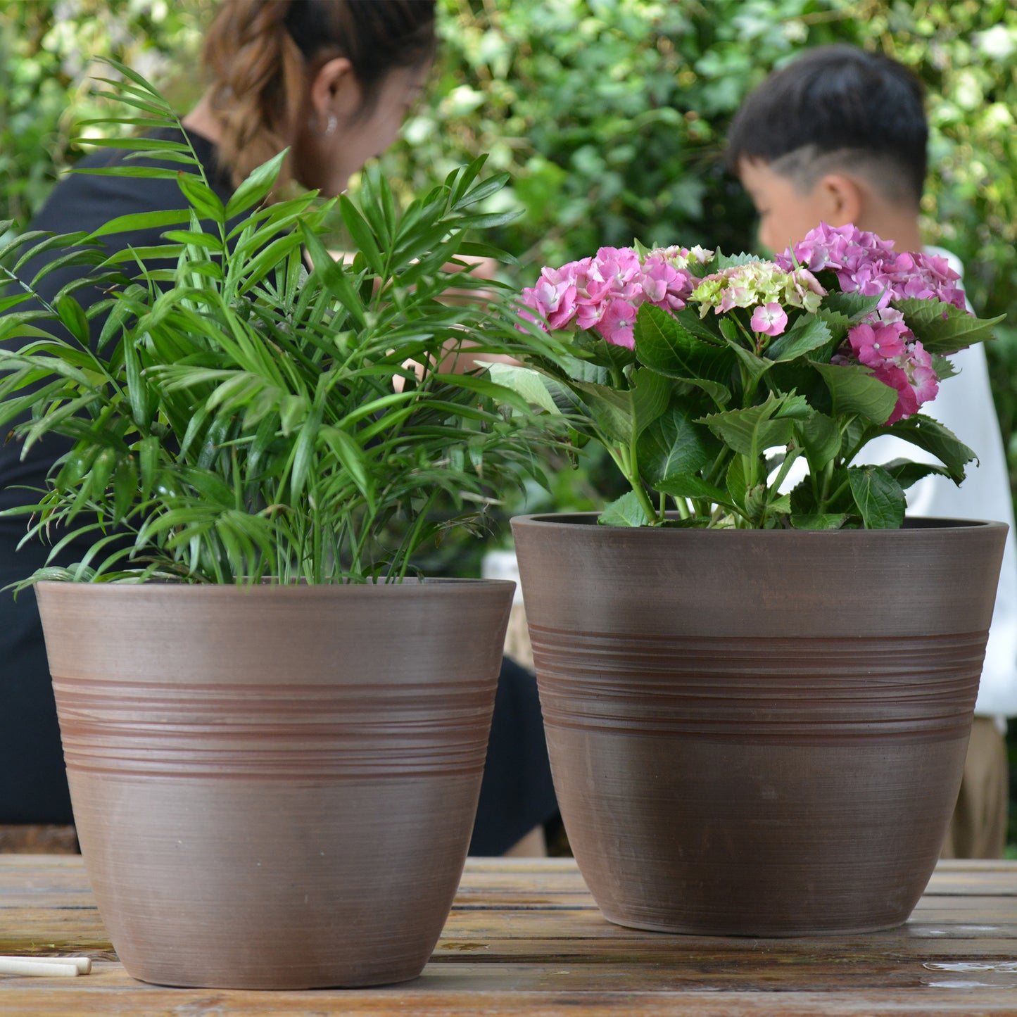 GreenShip Planter for Indoor Outdoor Plants, Set of 2 Modern Decorative Plant Pots with Drainage Hole, Decorative Flower Pots(Plants Not Included)